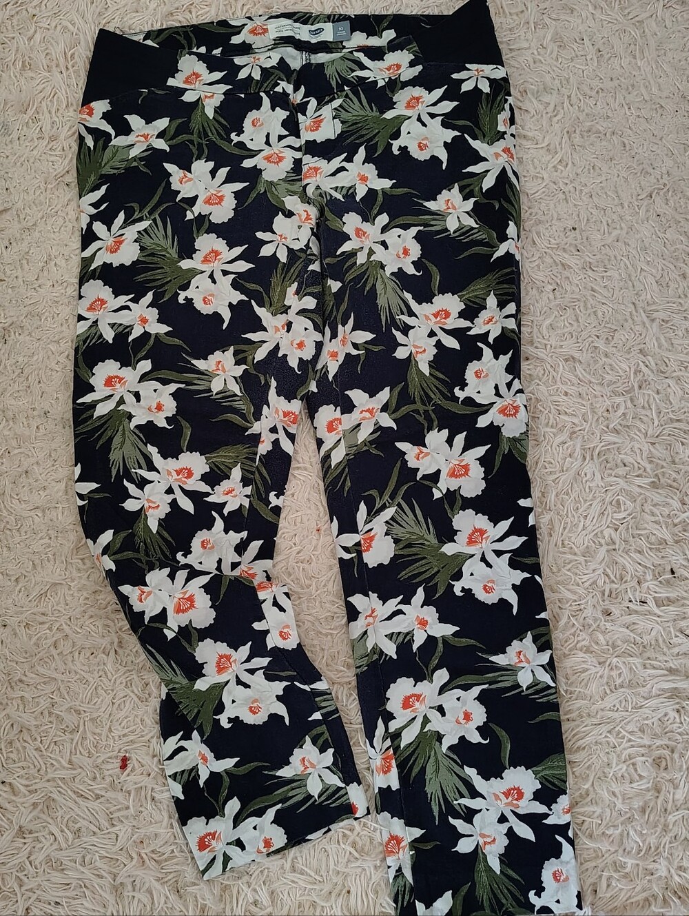 Old Navy Maternity Pixie Jeans Size 10